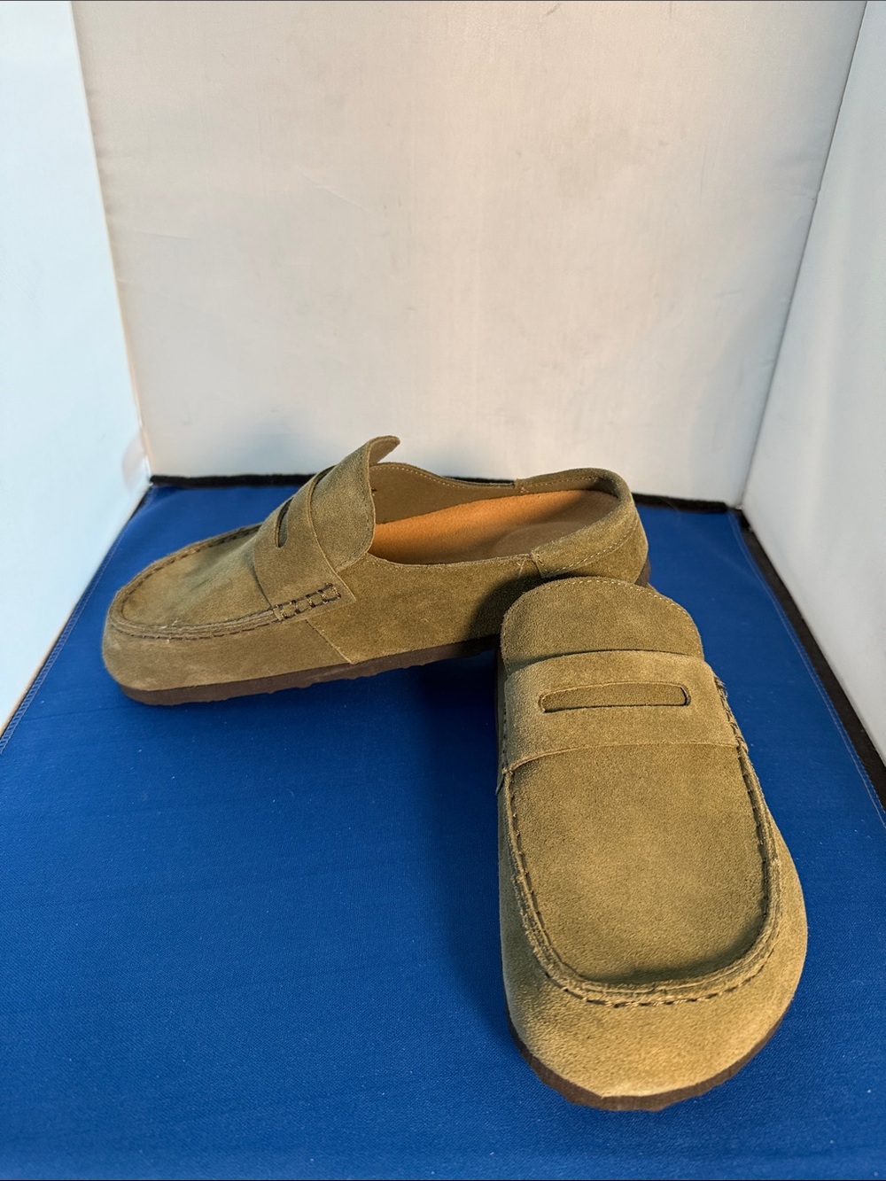 Women’s project cloud Suede Penny Loafers in Olive Green size 7.0